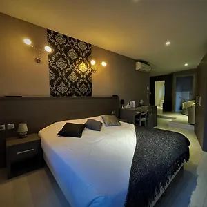Hotel-restaurant Des Voyageurs 3*, Le Cheylard France